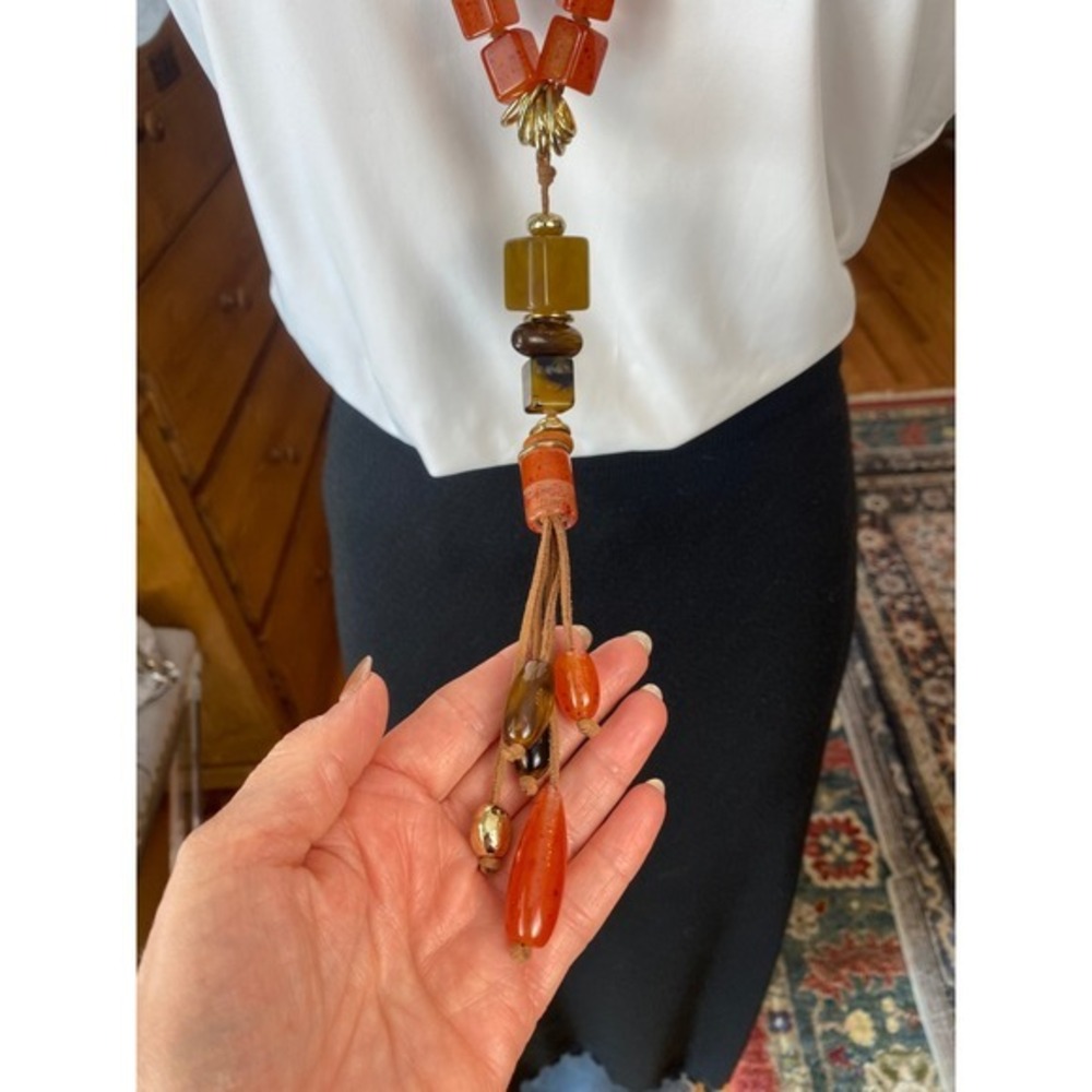 Chico's Long Amber Orange Resin Bead Necklace Gold Tone Faux Suede Cord - Picture 5 of 8